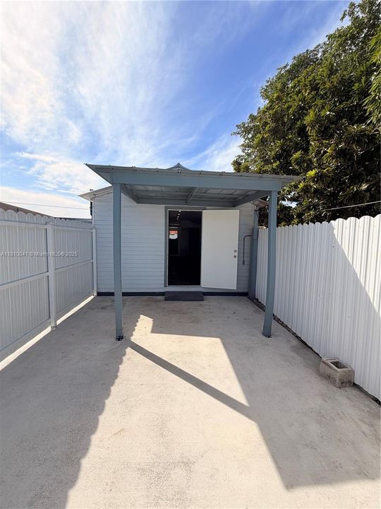 В аренду: $1,550 (1 спален, 1 ванн, 1275 Квадратных фут)