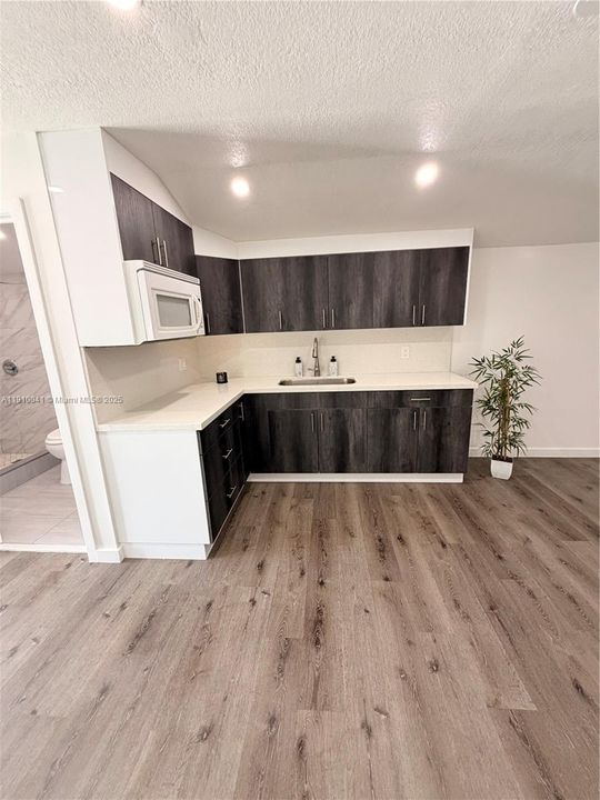 В аренду: $1,550 (1 спален, 1 ванн, 1275 Квадратных фут)