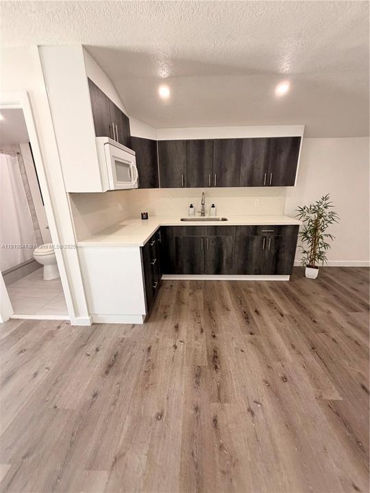 В аренду: $1,550 (1 спален, 1 ванн, 1275 Квадратных фут)