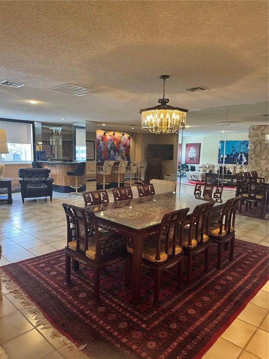 For Sale: $835,000 (3 beds, 4 baths, 3040 Square Feet)