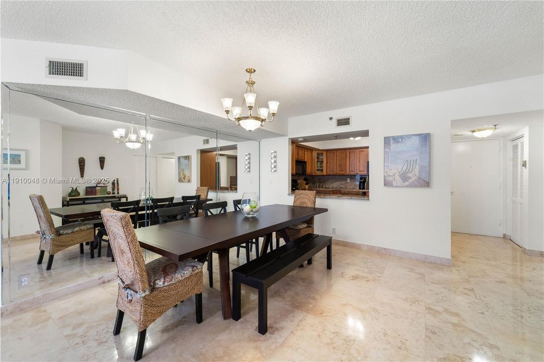 For Sale: $899,999 (2 beds, 2 baths, 1260 Square Feet)