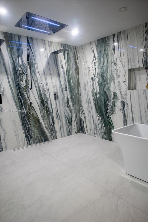 На продажу: $875,000 (3 спален, 2 ванн, 1496 Квадратных фут)