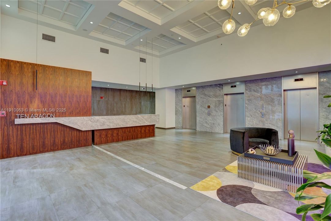 待售: $495,000 (1 贝兹, 1 浴室, 798 平方英尺)