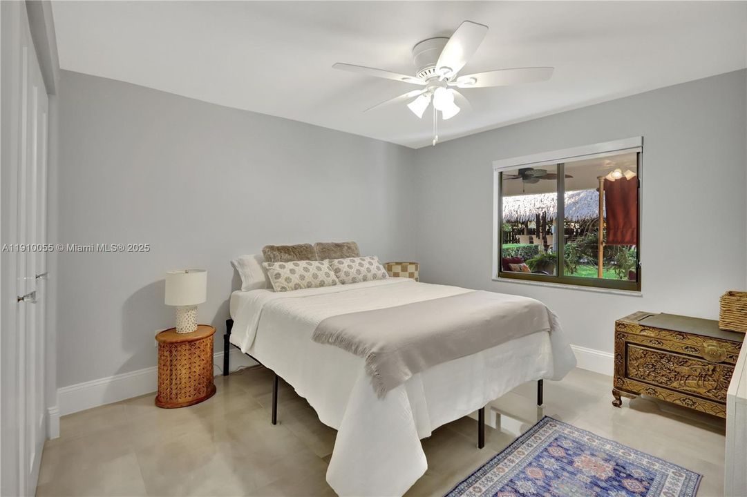 На продажу: $1,650,000 (4 спален, 2 ванн, 2837 Квадратных фут)