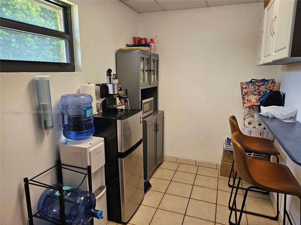 出租: $1,000 (0 贝兹, 0 浴室, 0 平方英尺)