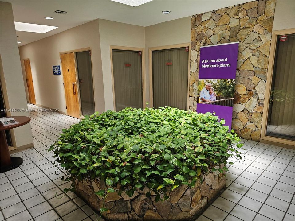 出租: $1,000 (0 贝兹, 0 浴室, 0 平方英尺)