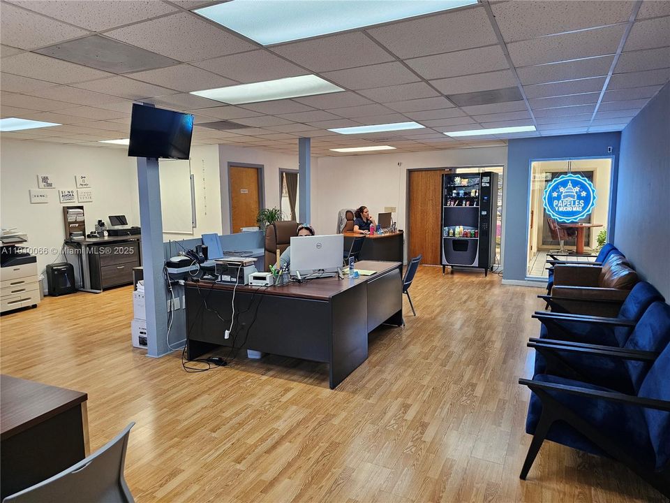 出租: $1,000 (0 贝兹, 0 浴室, 0 平方英尺)