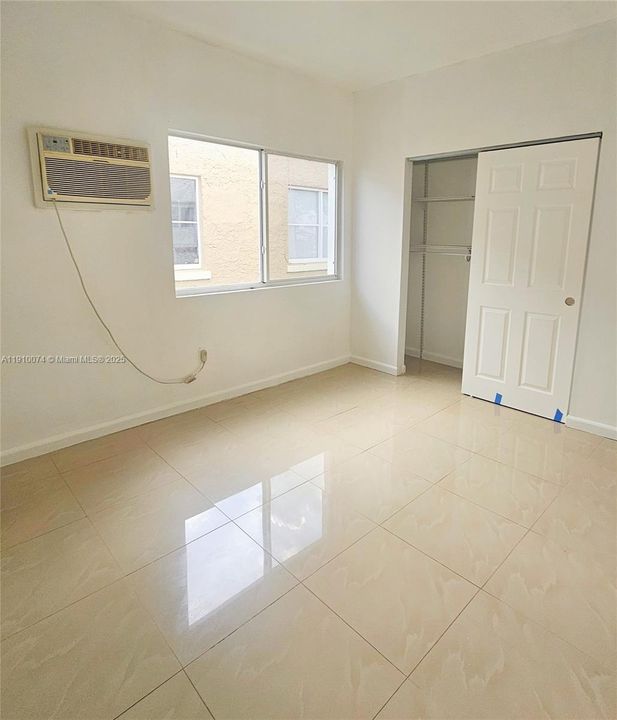 Recientemente alquilado: $1,800 (2 camas, 1 baños, 775 Pies cuadrados)