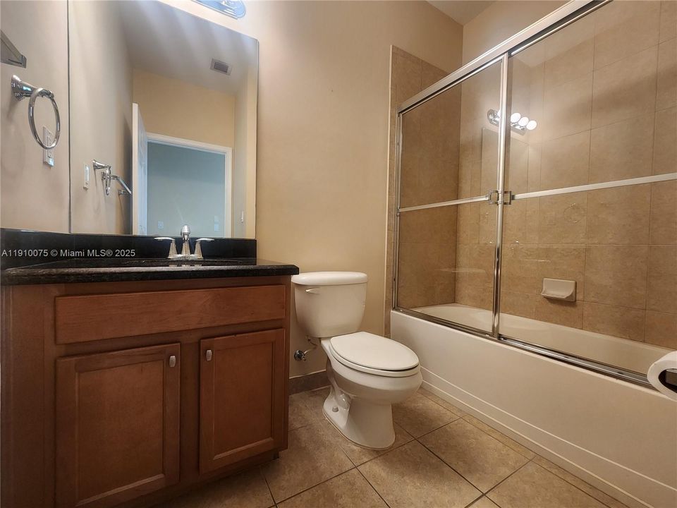 Level 1 Full Bathroom