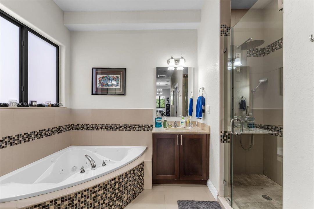 For Sale: $925,000 (4 beds, 3 baths, 2420 Square Feet)