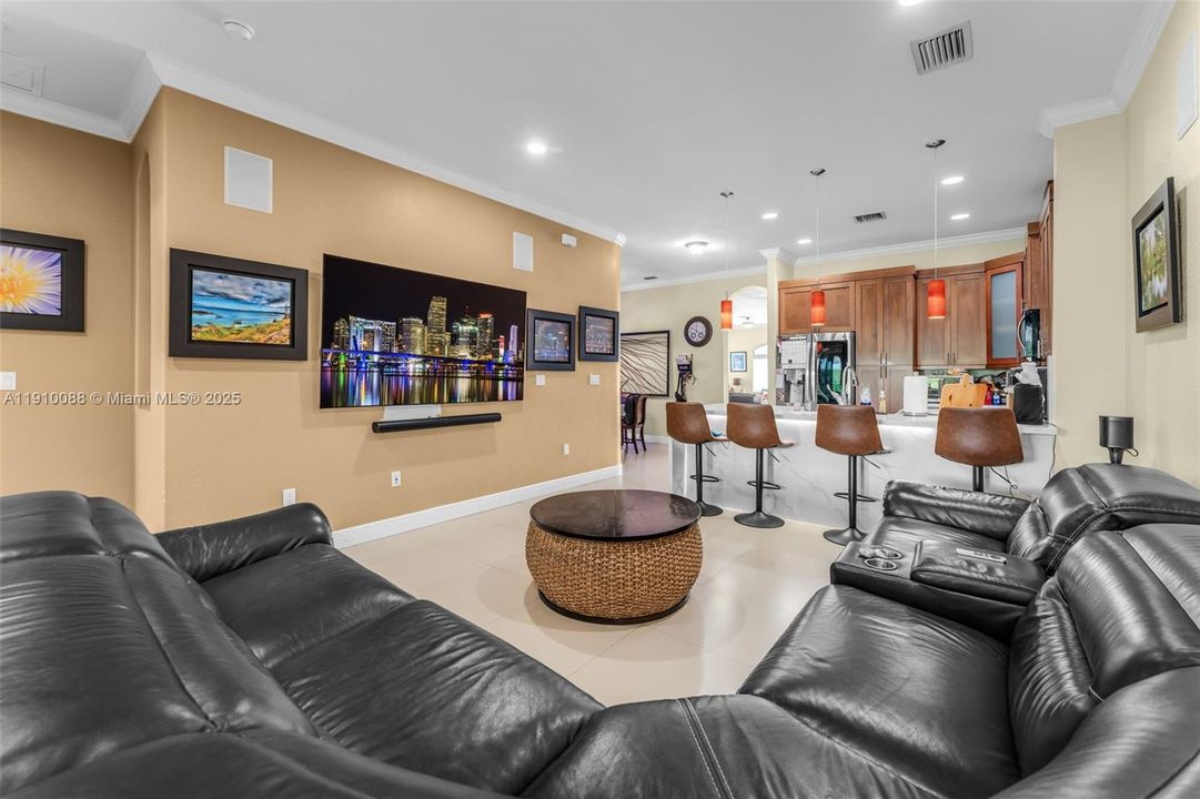 For Sale: $925,000 (4 beds, 3 baths, 2420 Square Feet)