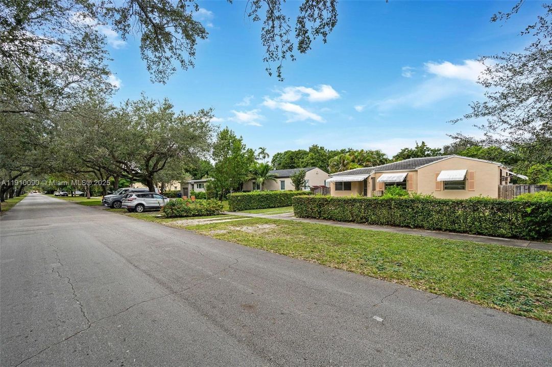 En Venta: $699,000 (3 camas, 2 baños, 1547 Pies cuadrados)