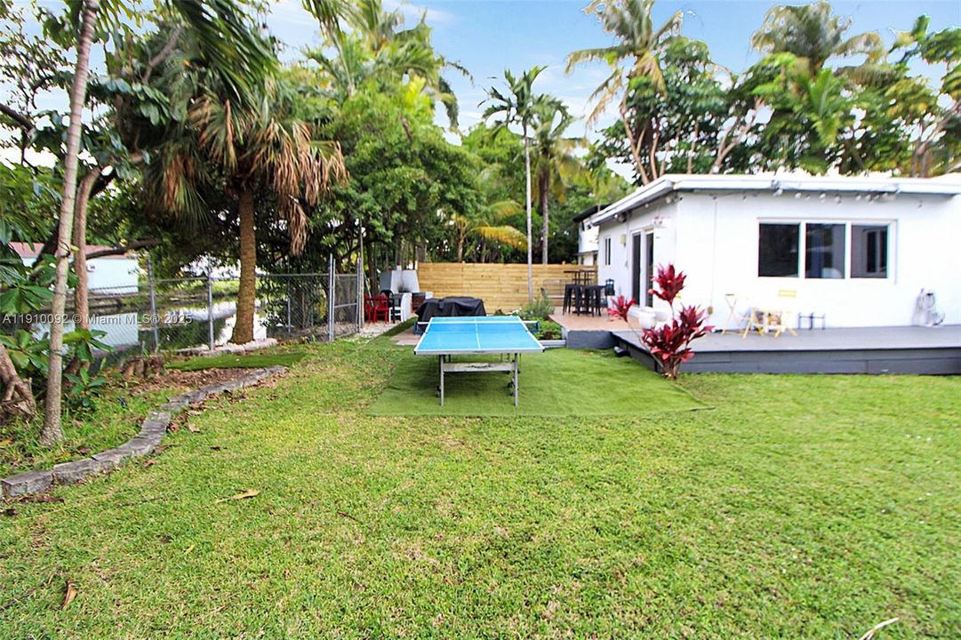 待售: $849,000 (3 贝兹, 2 浴室, 1466 平方英尺)