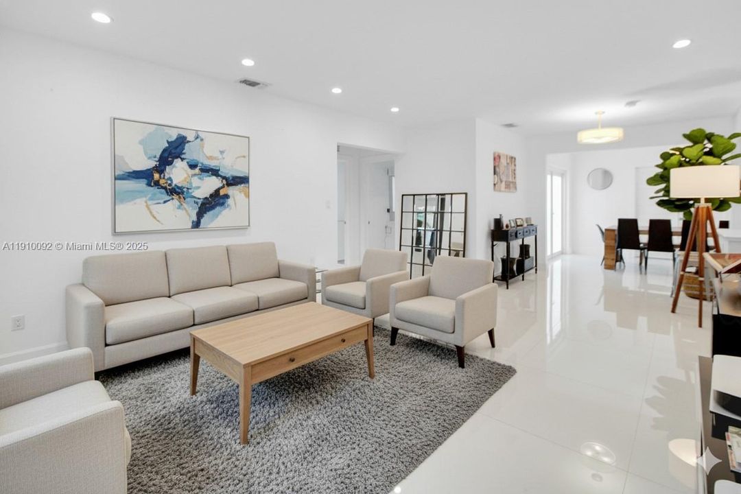 待售: $849,000 (3 贝兹, 2 浴室, 1466 平方英尺)