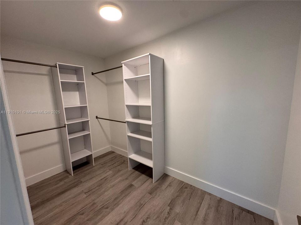 出租: $3,500 (3 贝兹, 2 浴室, 1439 平方英尺)