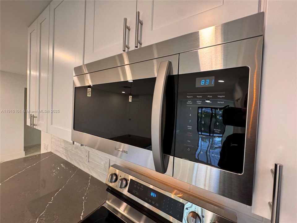 出租: $3,500 (3 贝兹, 2 浴室, 1439 平方英尺)