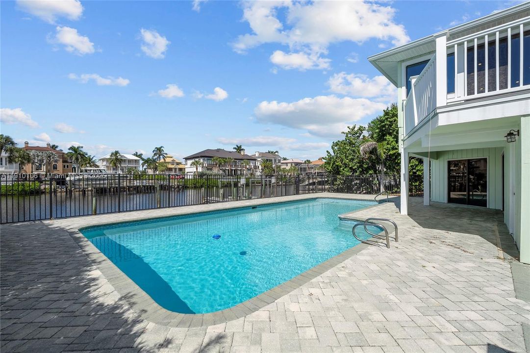 На продажу: $1,495,000 (4 спален, 4 ванн, 4699 Квадратных фут)