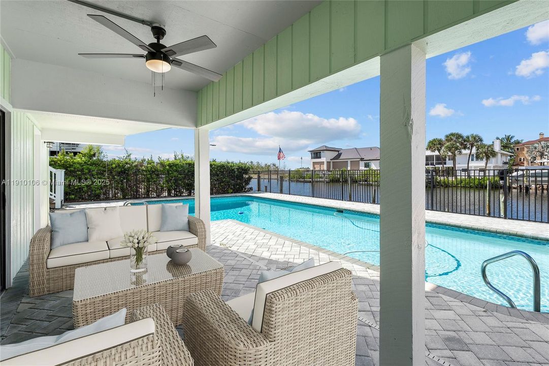 На продажу: $1,495,000 (4 спален, 4 ванн, 4699 Квадратных фут)