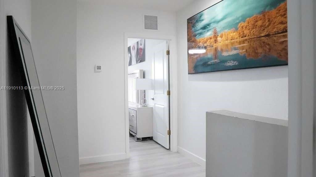 For Sale: $370,000 (3 beds, 3 baths, 1440 Square Feet)