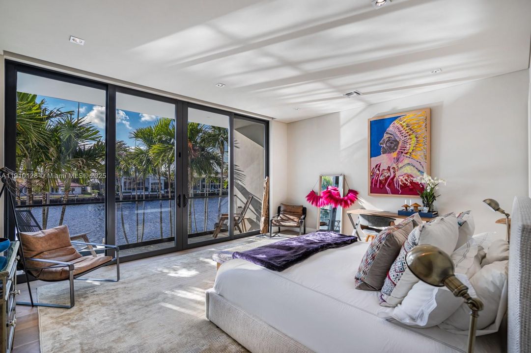 For Sale: $31,995,000 (5 beds, 6 baths, 8519 Square Feet)