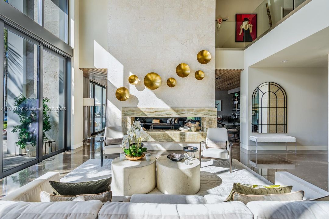 For Sale: $31,995,000 (5 beds, 6 baths, 8519 Square Feet)