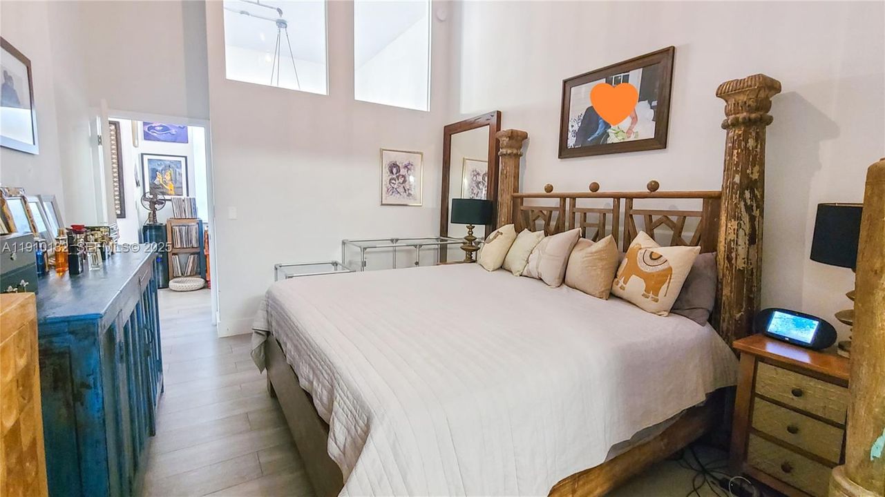 En Venta: $495,000 (2 camas, 2 baños, 1099 Pies cuadrados)