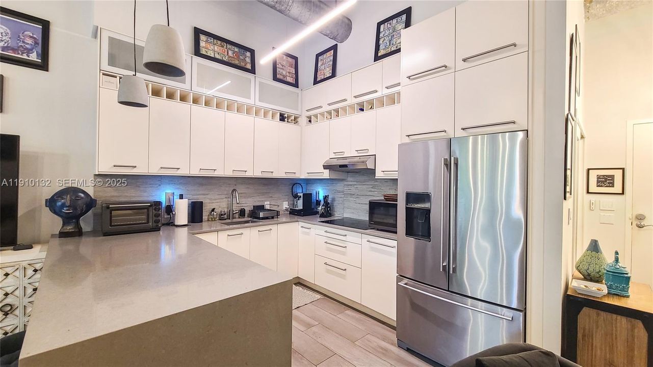 En Venta: $495,000 (2 camas, 2 baños, 1099 Pies cuadrados)