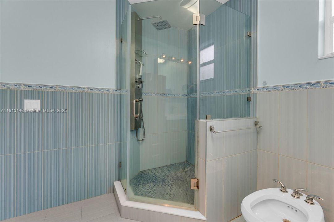 На продажу: $795,000 (4 спален, 3 ванн, 2080 Квадратных фут)