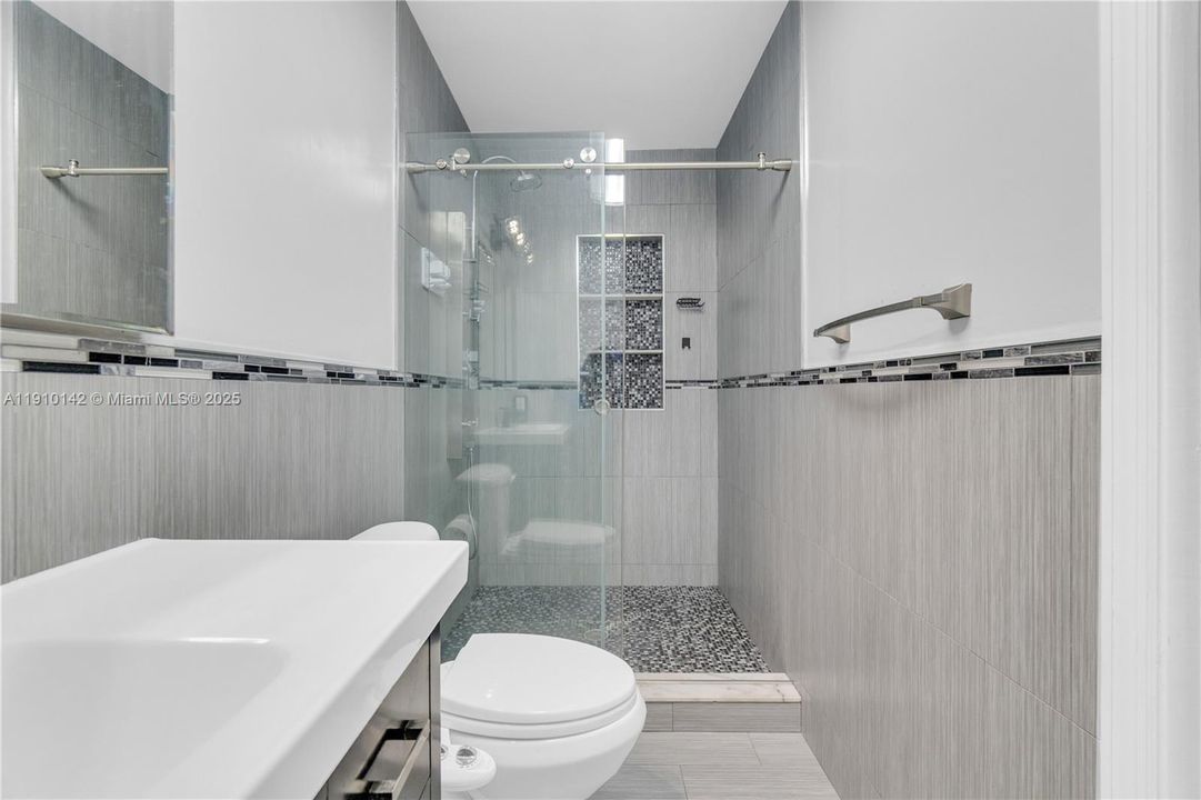 На продажу: $795,000 (4 спален, 3 ванн, 2080 Квадратных фут)