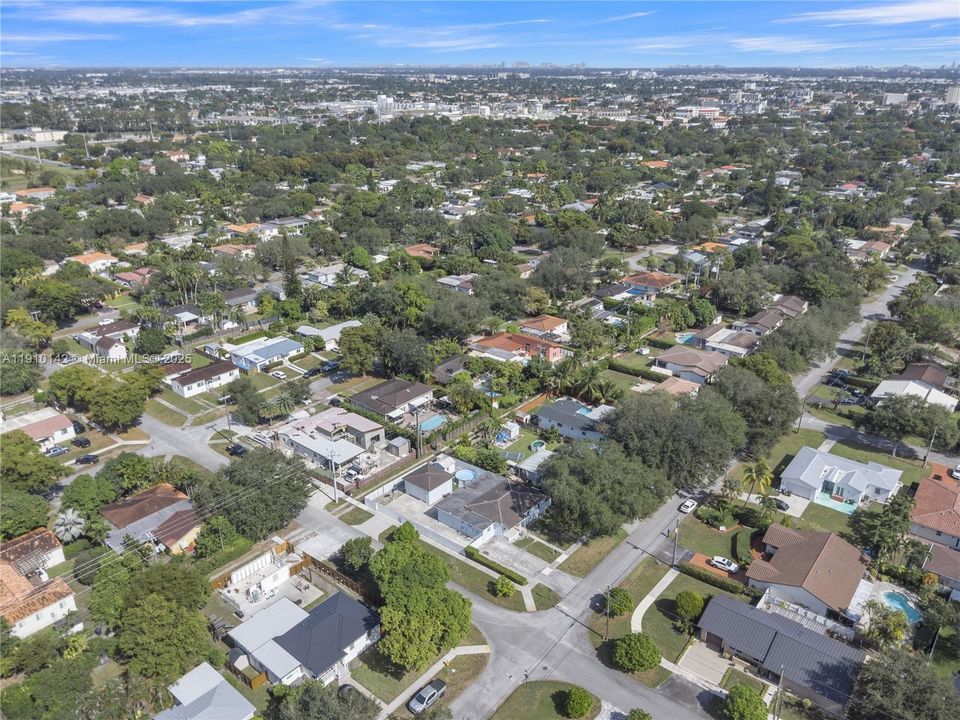 На продажу: $795,000 (4 спален, 3 ванн, 2080 Квадратных фут)