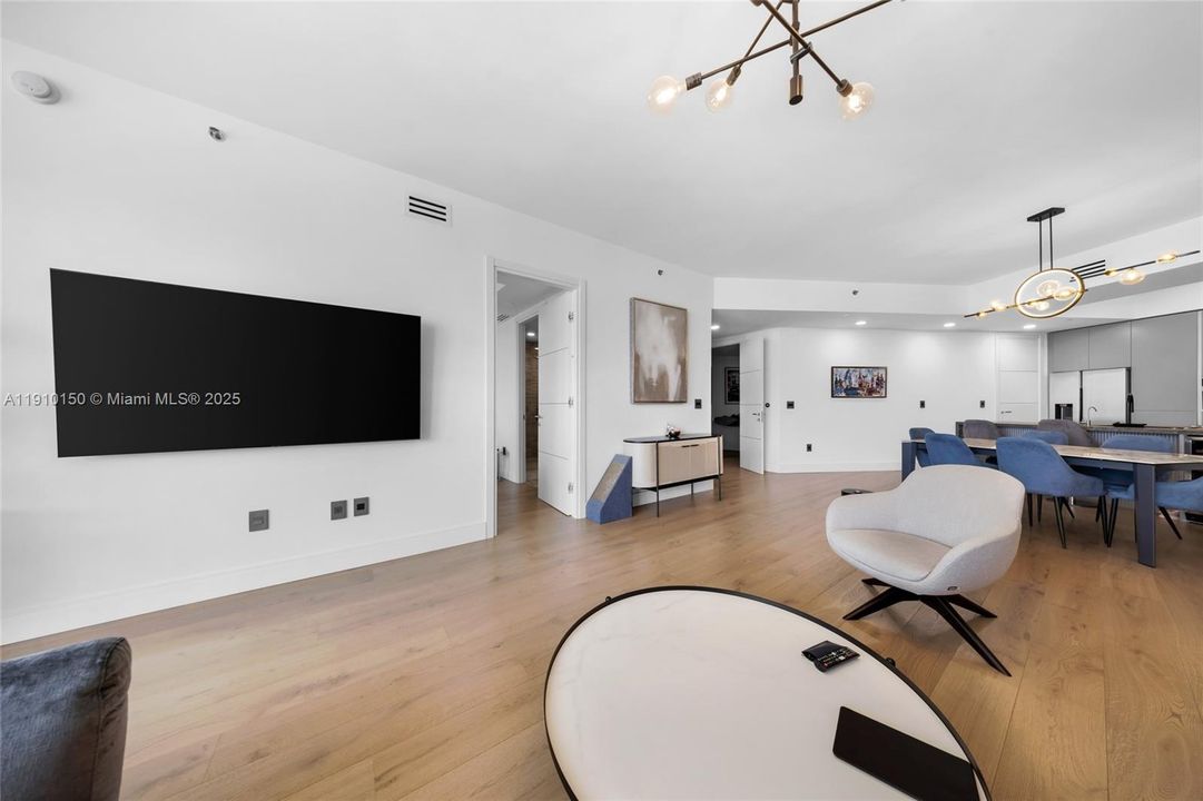 For Sale: $1,749,000 (2 beds, 3 baths, 2106 Square Feet)