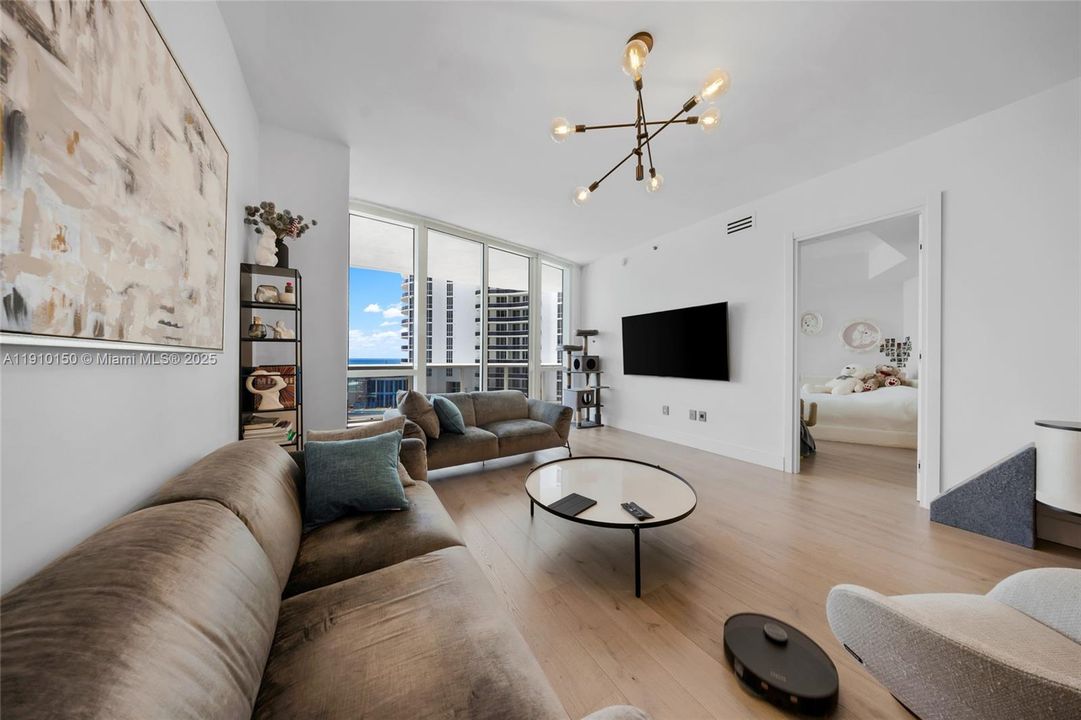 For Sale: $1,749,000 (2 beds, 3 baths, 2106 Square Feet)