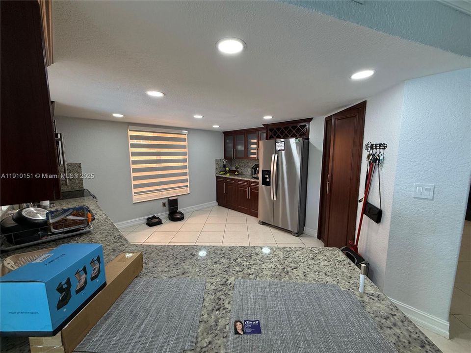 For Sale: $839,900 (3 beds, 2 baths, 2132 Square Feet)