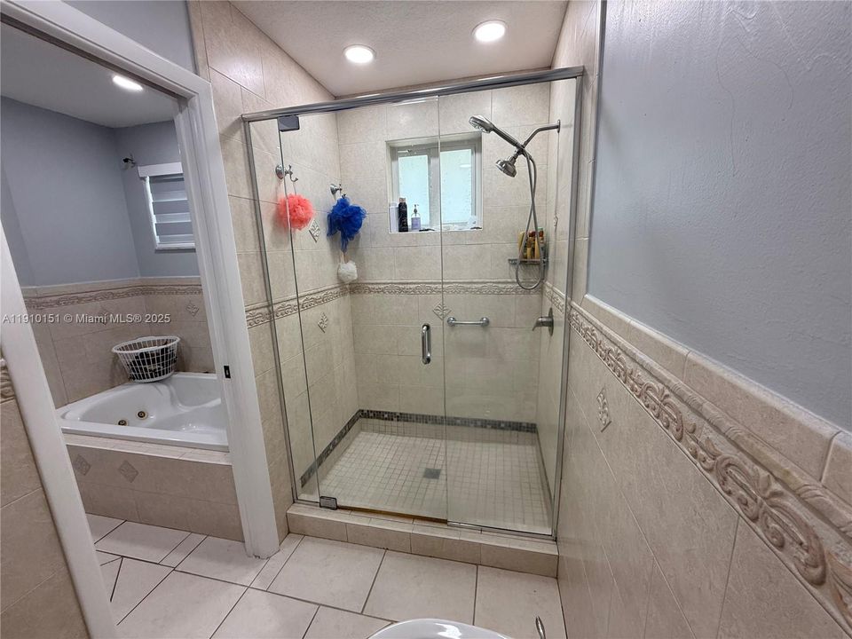 For Sale: $839,900 (3 beds, 2 baths, 2132 Square Feet)