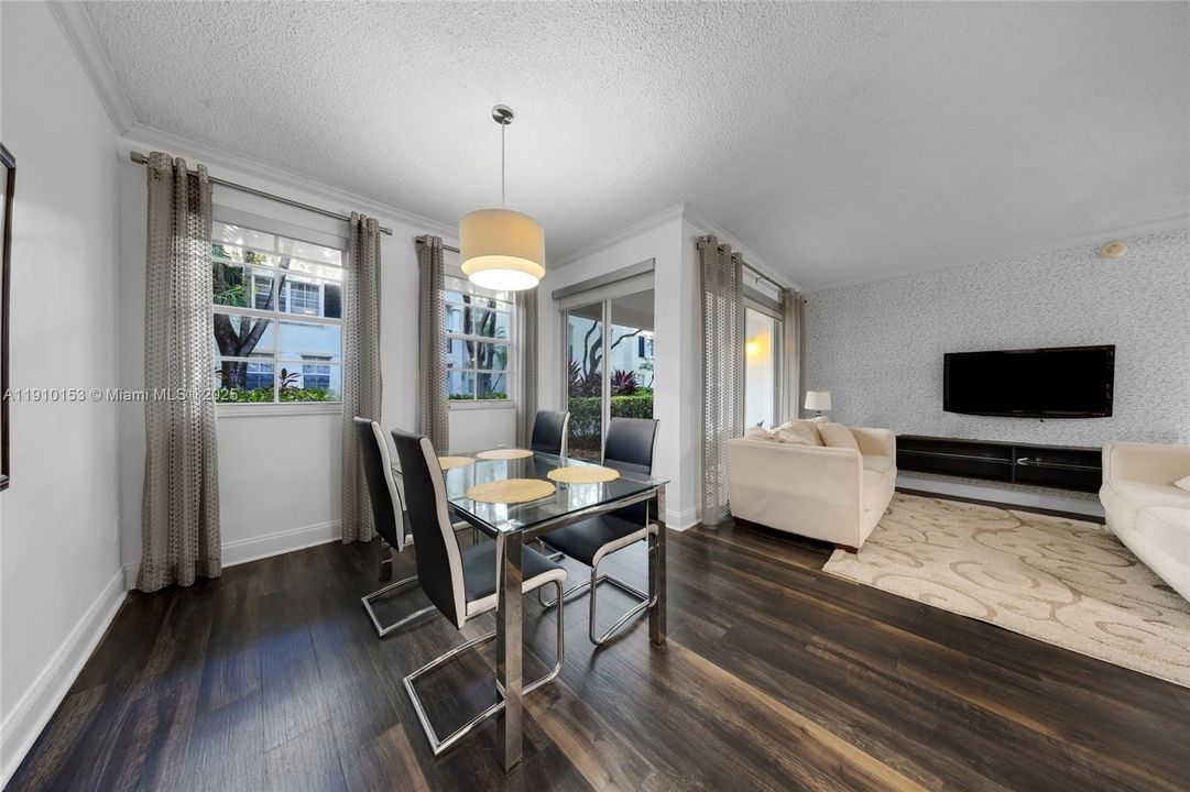 Active With Contract: $3,500 (3 beds, 2 baths, 1320 Square Feet)