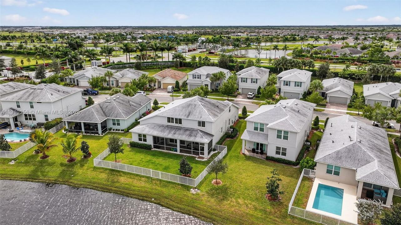 待售: $779,000 (5 贝兹, 4 浴室, 4211 平方英尺)