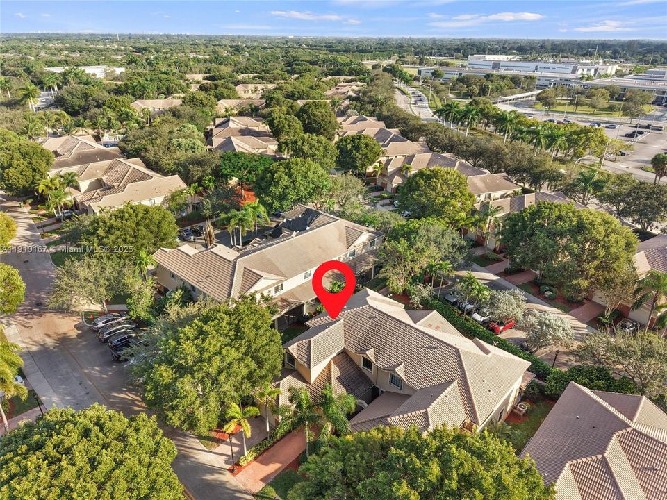 En Renta: $3,290 (3 camas, 2 baños, 1605 Pies cuadrados)