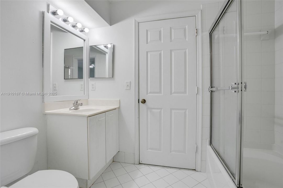 En Renta: $3,290 (3 camas, 2 baños, 1605 Pies cuadrados)