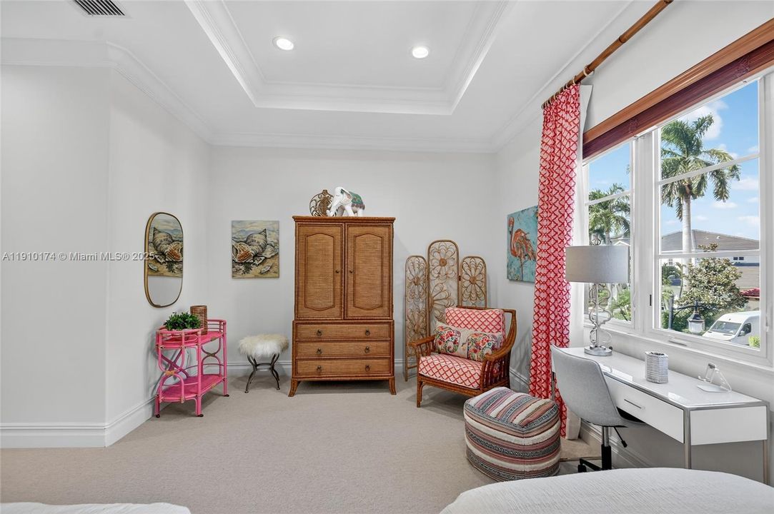 For Sale: $6,500,000 (5 beds, 6 baths, 6045 Square Feet)