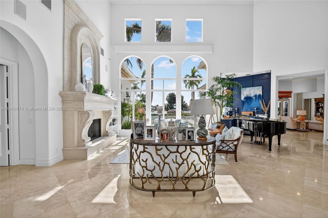 For Sale: $6,500,000 (5 beds, 6 baths, 6045 Square Feet)