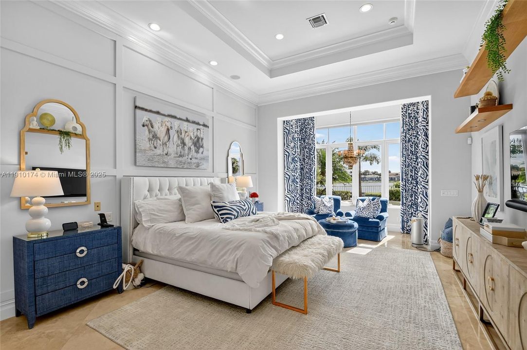 For Sale: $6,500,000 (5 beds, 6 baths, 6045 Square Feet)