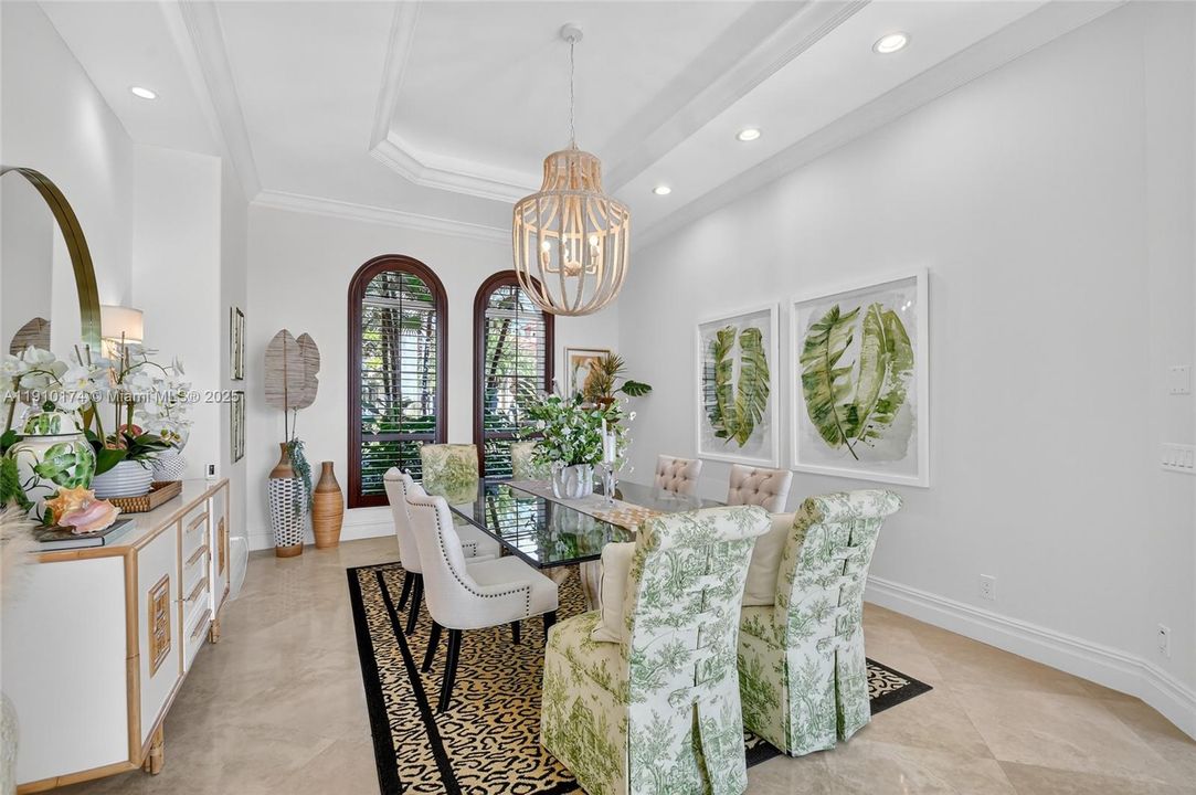 For Sale: $6,500,000 (5 beds, 6 baths, 6045 Square Feet)