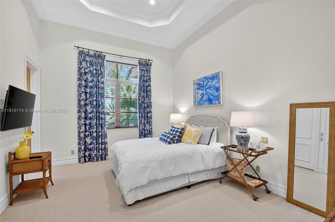 For Sale: $6,500,000 (5 beds, 6 baths, 6045 Square Feet)