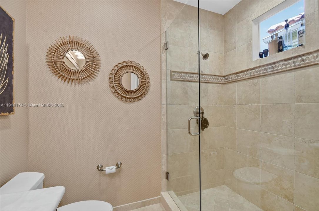 For Sale: $6,500,000 (5 beds, 6 baths, 6045 Square Feet)