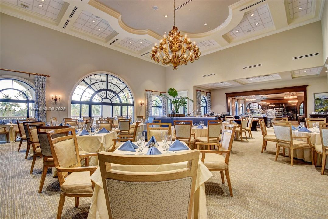 For Sale: $6,500,000 (5 beds, 6 baths, 6045 Square Feet)