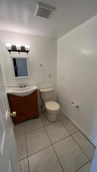 В аренду: $1,500 (1 спален, 1 ванн, 740 Квадратных фут)