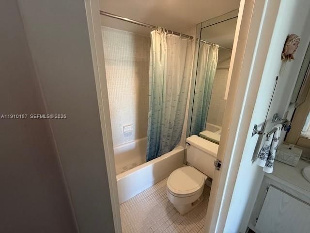 For Sale: $189,000 (2 beds, 2 baths, 996 Square Feet)