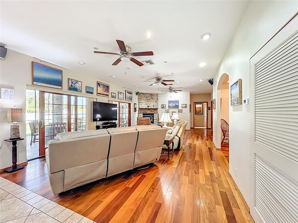 For Sale: $674,900 (4 beds, 4 baths, 0 Square Feet)