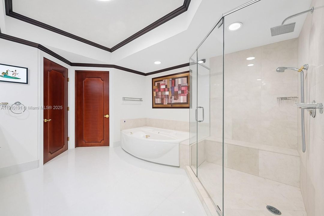 For Sale: $1,995,000 (3 beds, 3 baths, 3274 Square Feet)