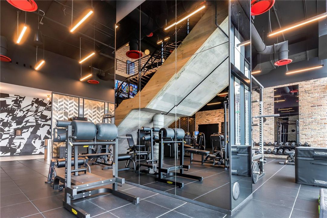 В аренду: $7,000 (3 спален, 3 ванн, 1150 Квадратных фут)